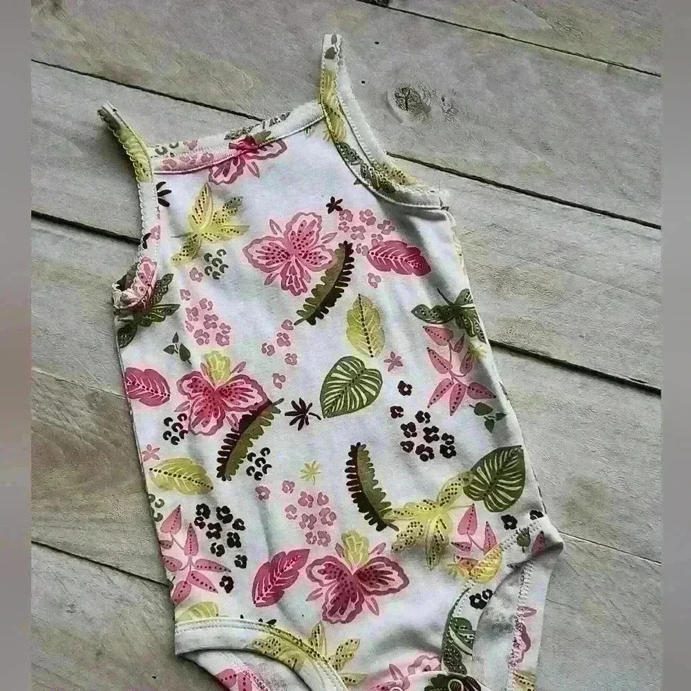 Carter's 3pc Floral Print Tank Bodysuit With Tank And Shorts Pink White 18 Month - Picture 7 of 8
